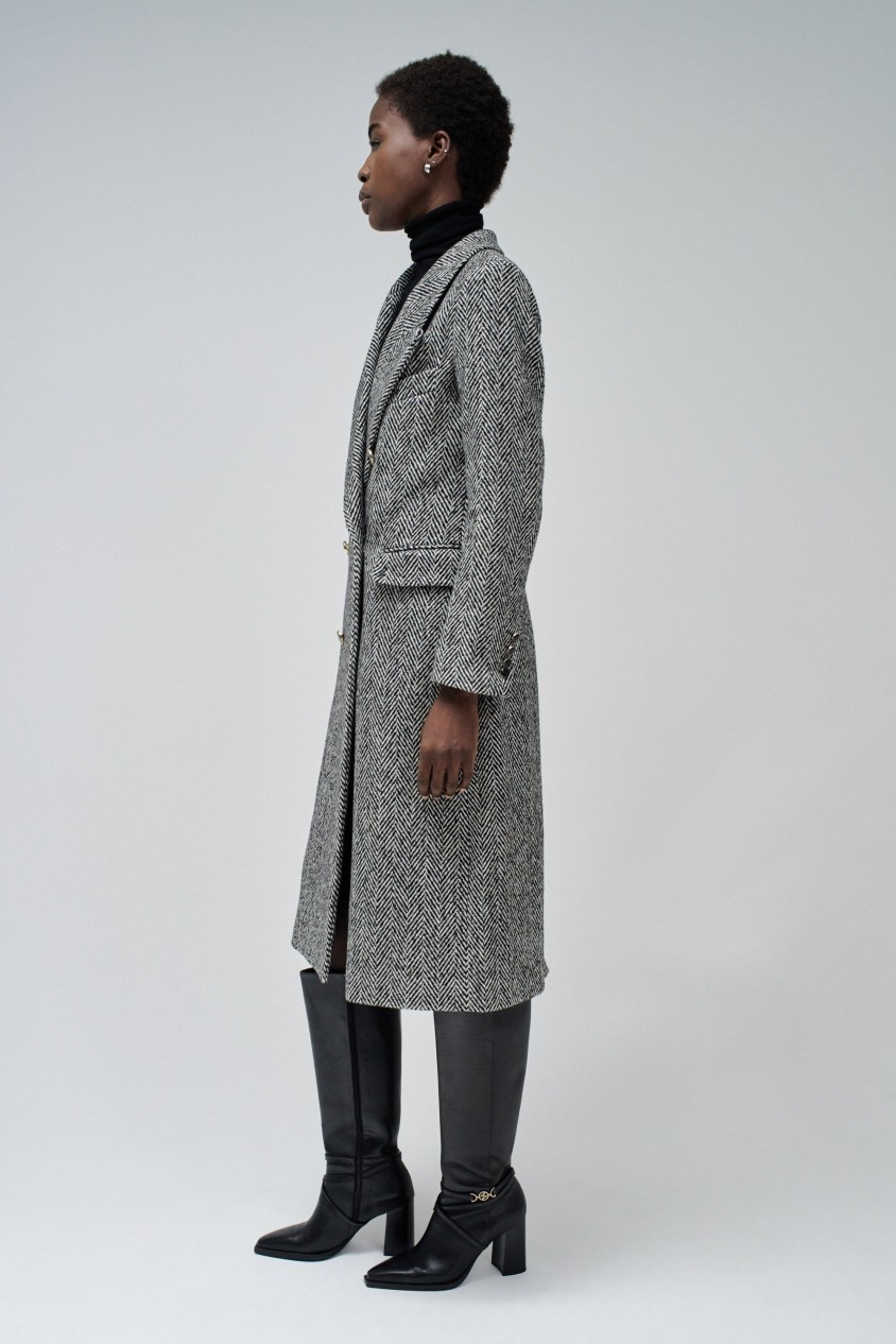 ABRIGO DE PAÑO CON CUELLO DE PELO