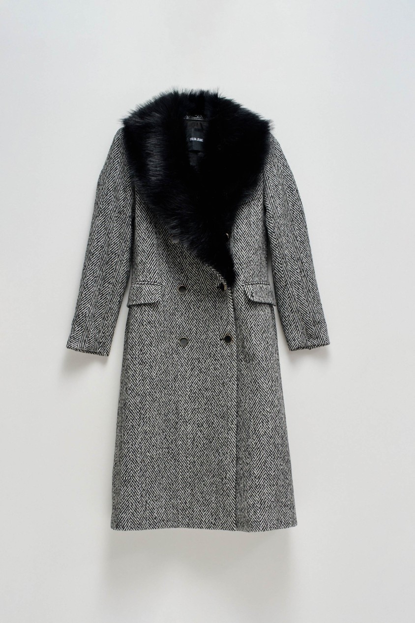 ABRIGO DE PAÑO CON CUELLO DE PELO