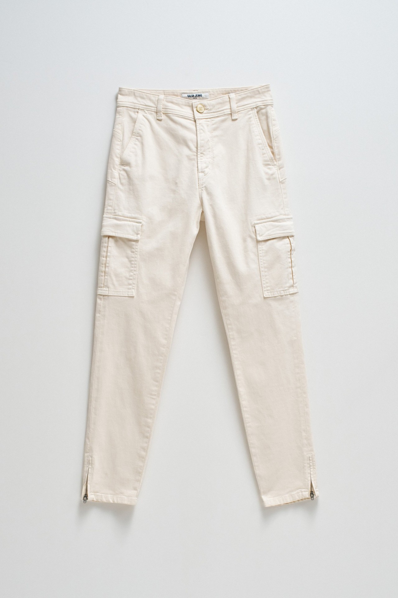 FAITH PUSH IN CROPPED SKINNY CARGO STYLE JEANS