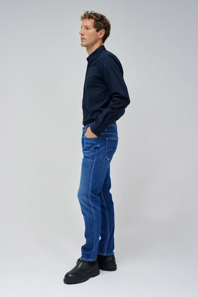 SLIM FIT JEANS