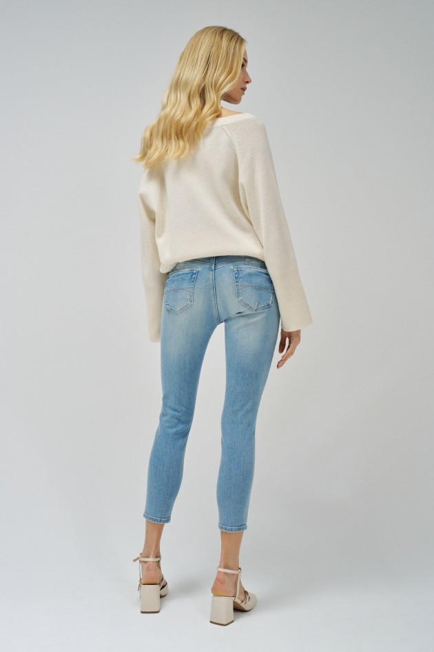 VAQUEROS WONDER PUSH UP CROPPED SKINNY