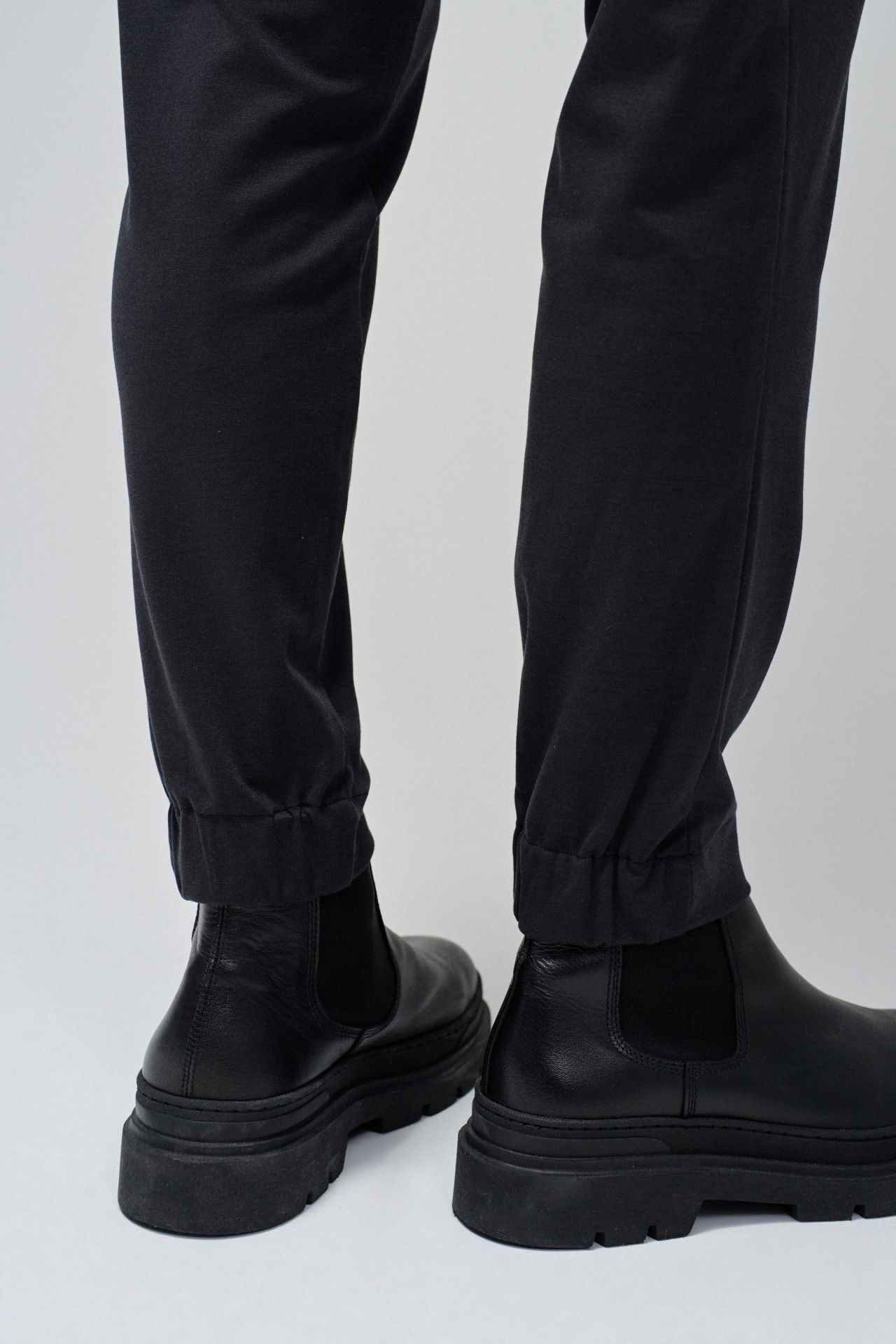 SLIM FIT CHINO IN FABRIC