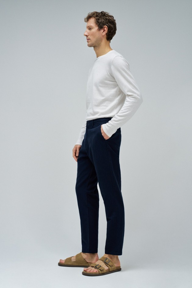 CHINO TROUSERS WITH LINEN BLEND