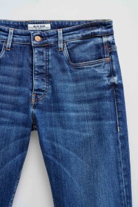 VAQUEROS SLIM FIT