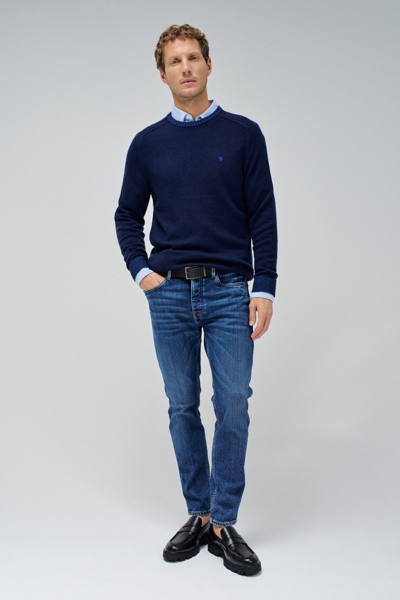 SLIM FIT JEANS