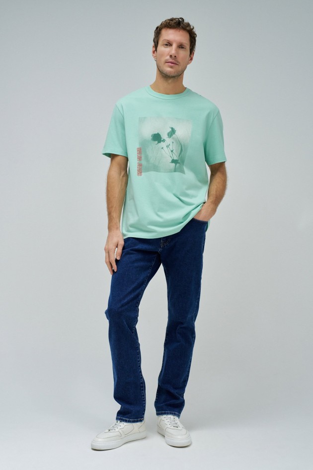 CAMISETA CON ESTAMPADO