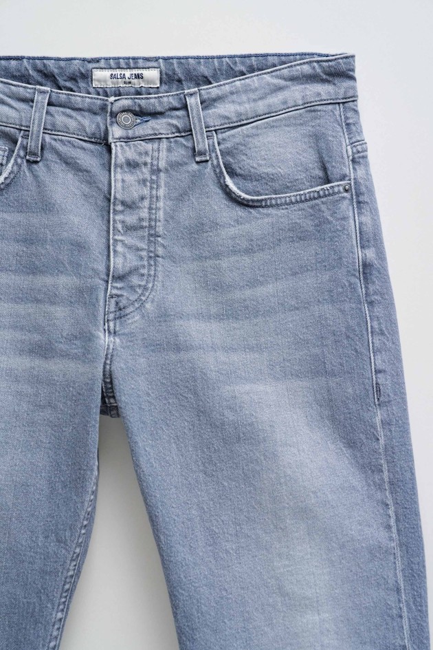 SLIM JEANS WITH DARK WASH