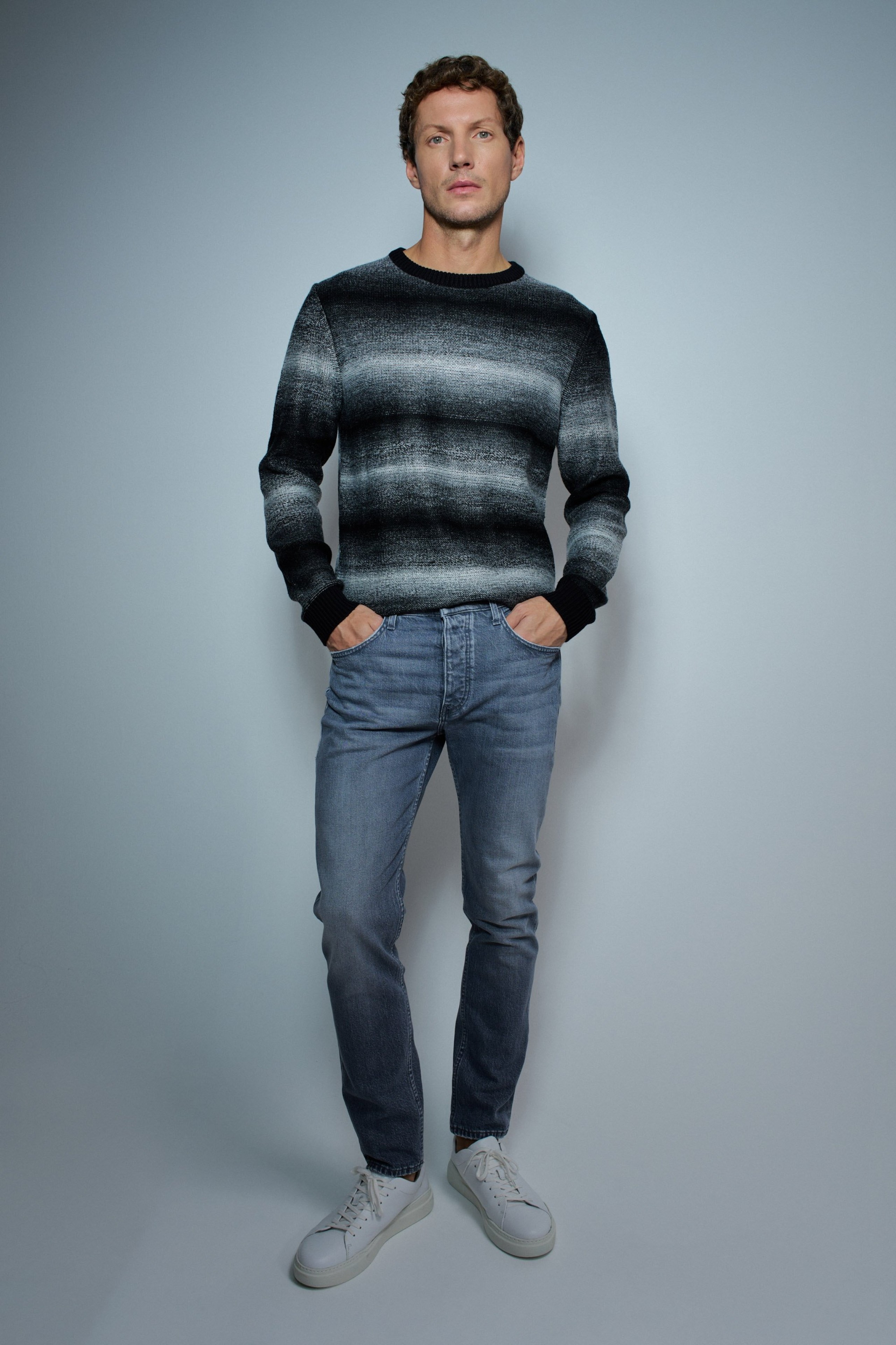 VAQUEROS SLIM CON LAVADO OSCURO