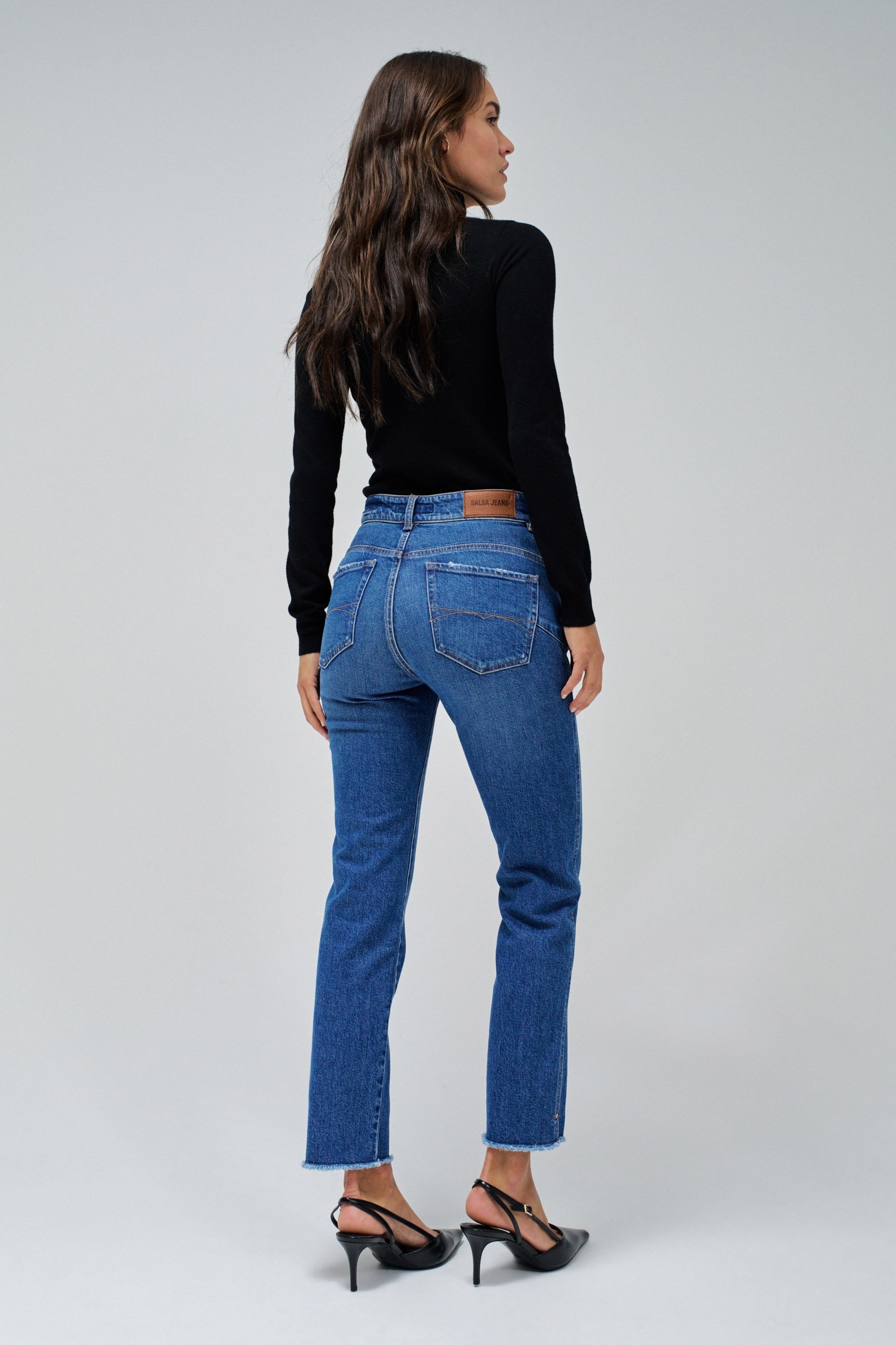 FAITH PUSH IN CROPPED SLIM JEANS