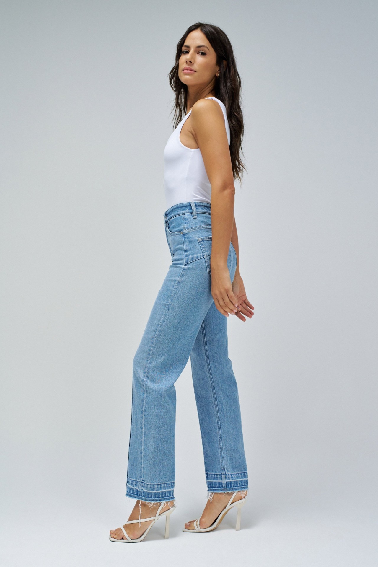 FAITH PUSH IN STRAIGHT JEANS
