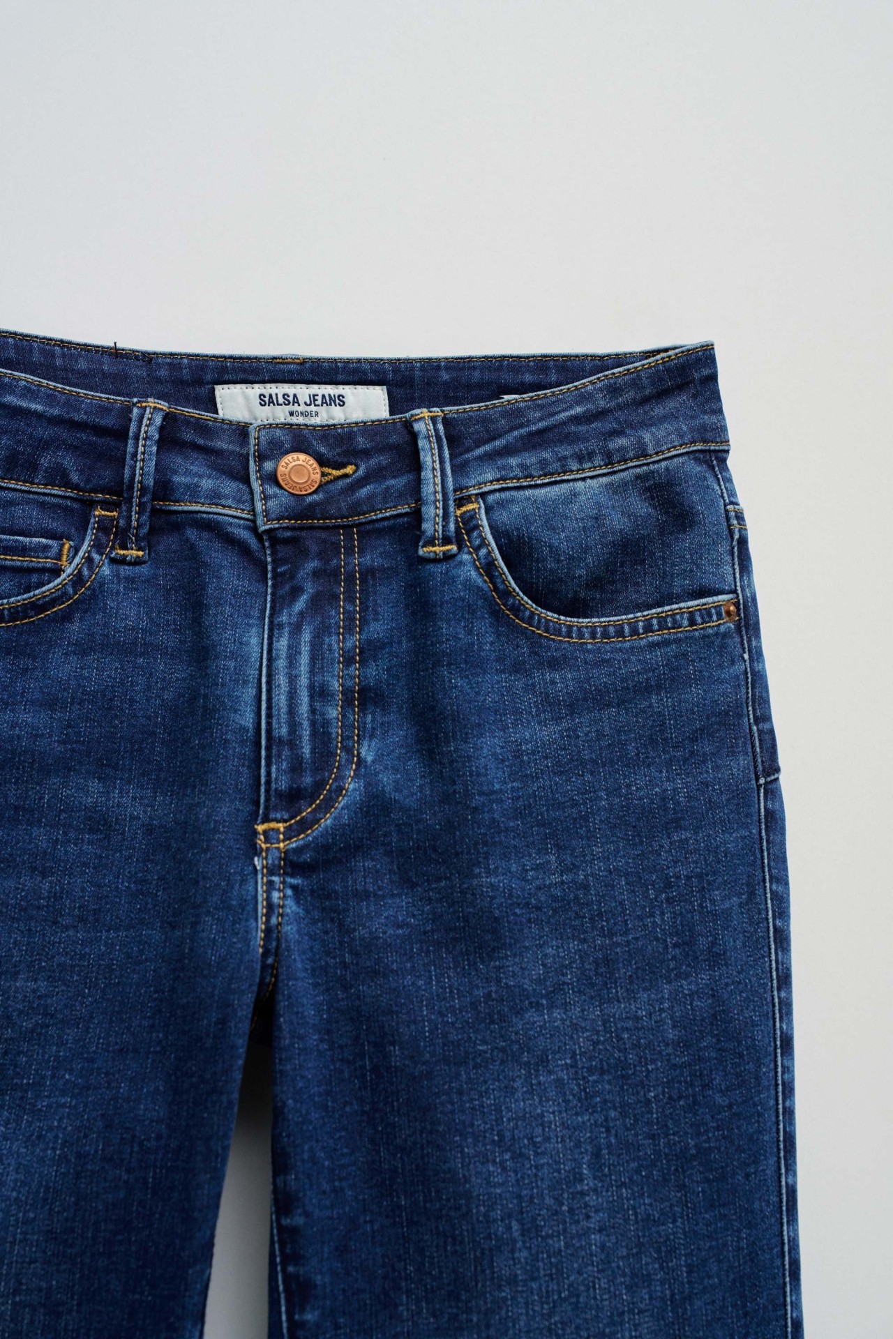 WONDER PUSH UP SKINNY JEANS