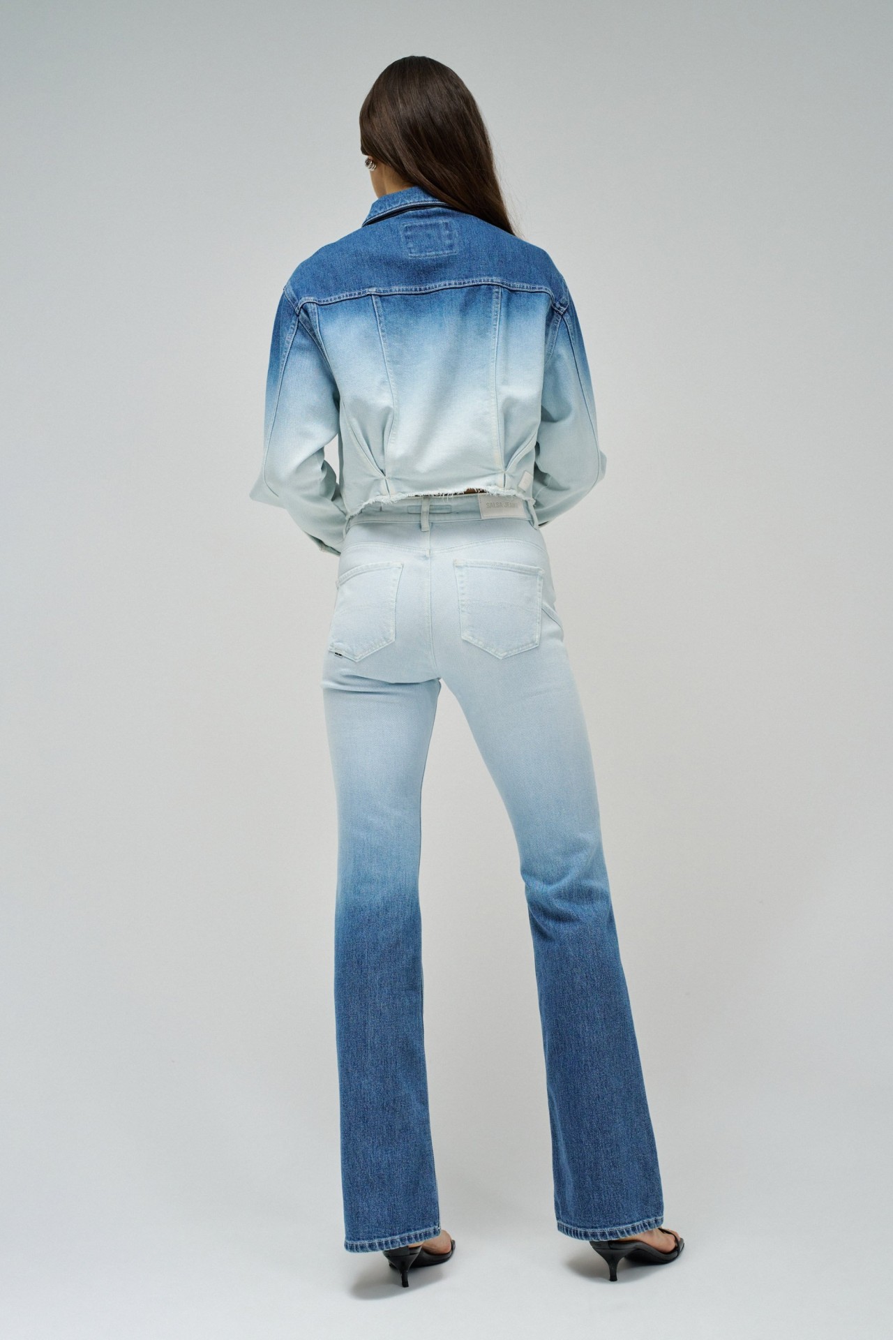 CROPPED DGRAD DENIM JACKET