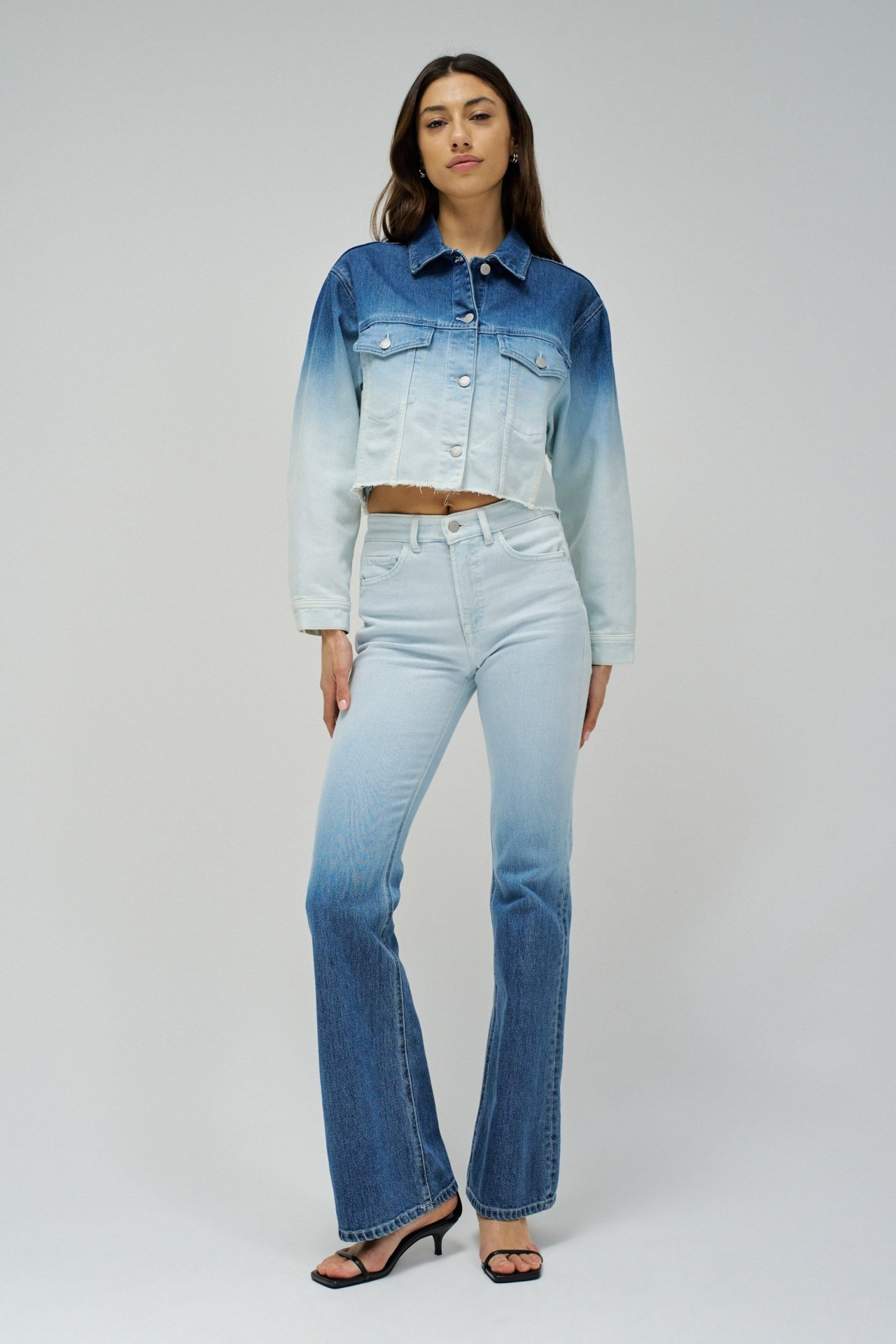 CROPPED DGRAD DENIM JACKET
