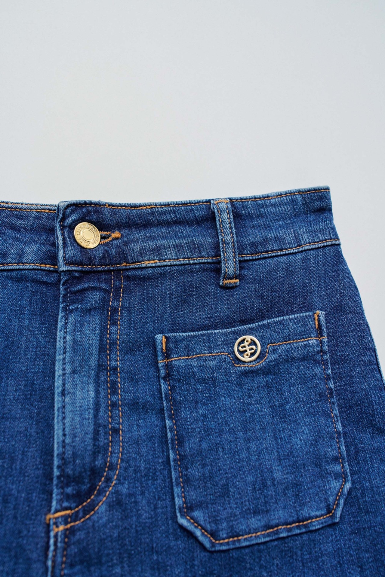 DESTINY PUSH UP SHORTS