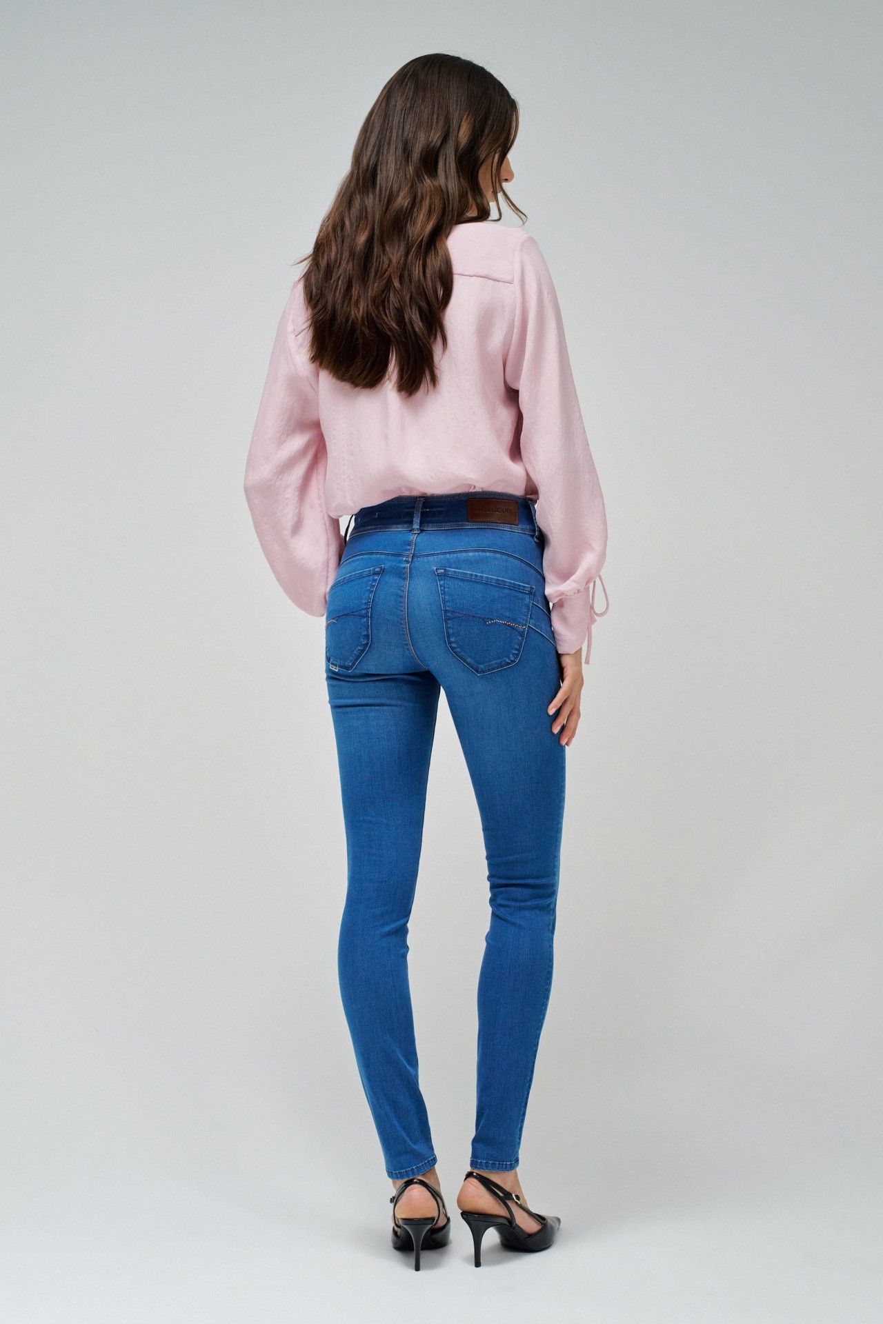 JEANS SECRET PUSH IN SKINNY