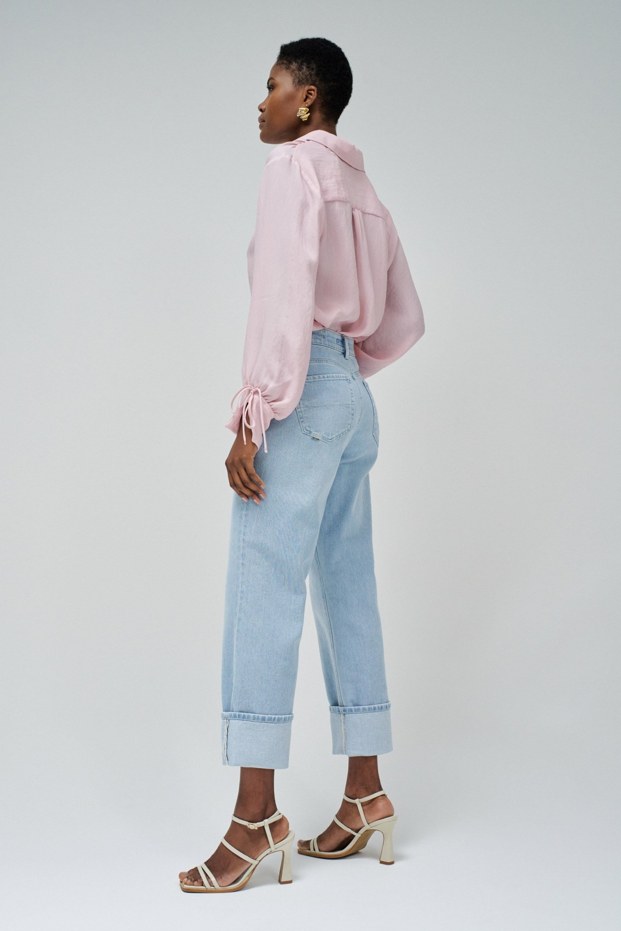 FAITH PUSH IN STRAIGHT JEANS