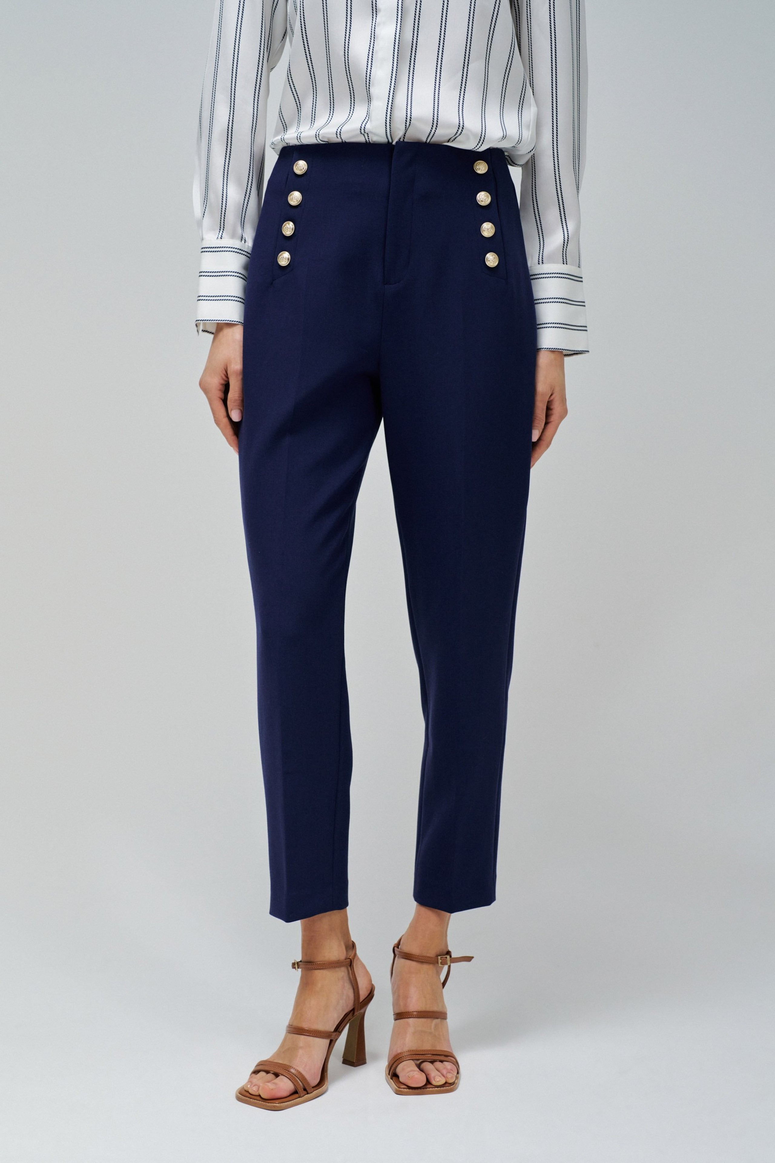 PANTALONES CHINOS CROPPED DE TELA