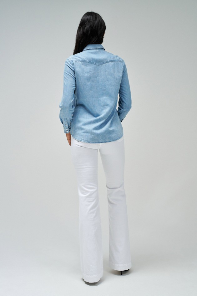 CAMISA LIGHTDENIM COM EFEITOS DE LAVAGEM