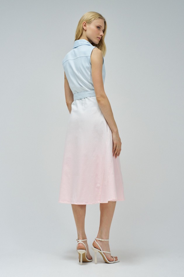 VESTIDO MIDI EM DENIM