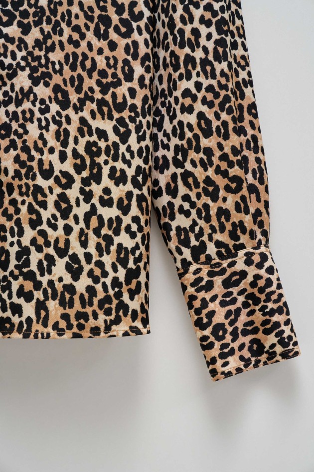 ANIMAL PRINT SHIRT
