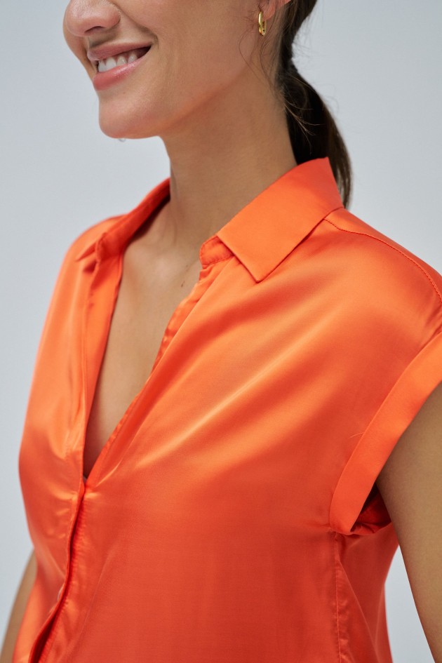 BLUSA DE SATÉN