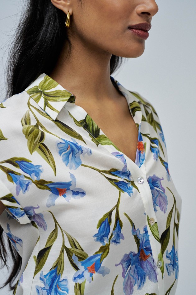 BLOUSE WITH FLORAL PATTERN