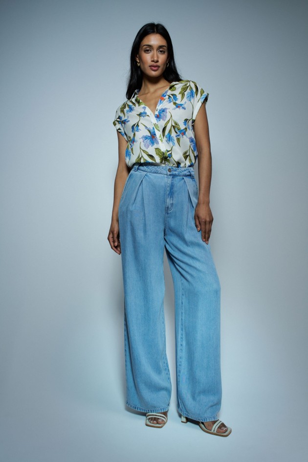 BLOUSE WITH FLORAL PATTERN