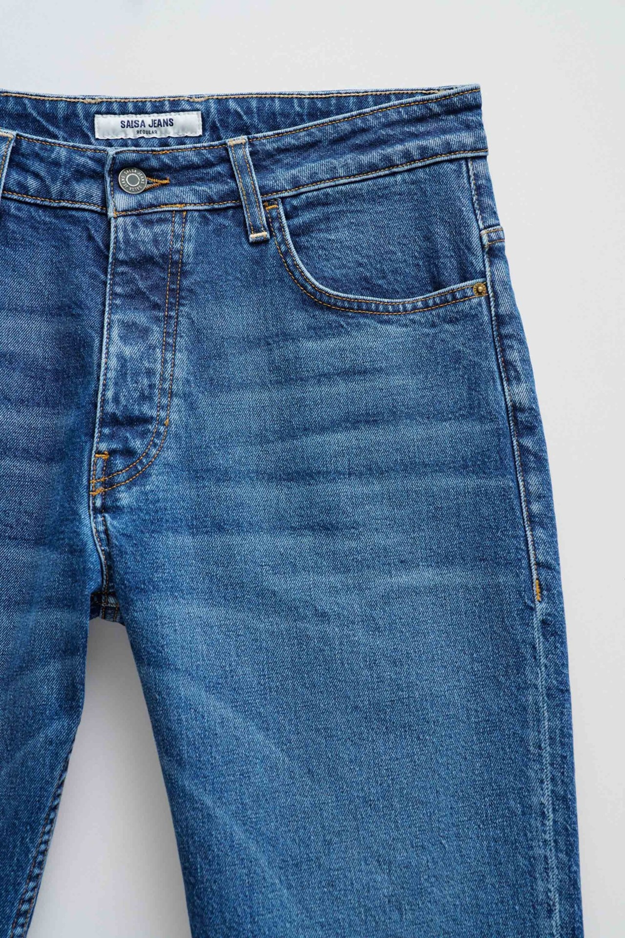 JEANS COUPE DROITE