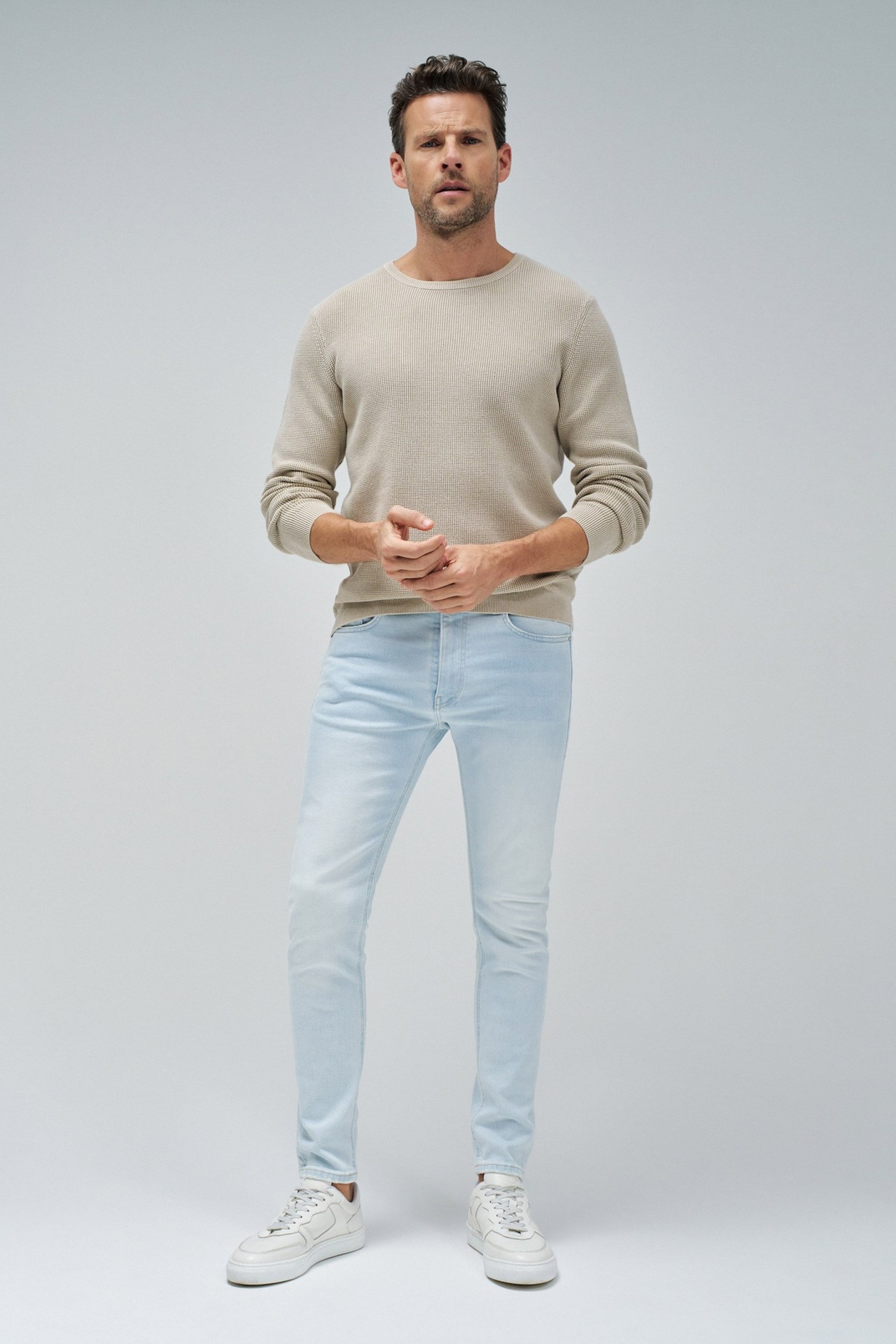 VAQUEROS SKINNY FIT