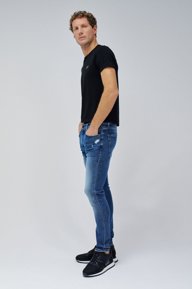 JEANS SKINNY FIT COM ROTOS