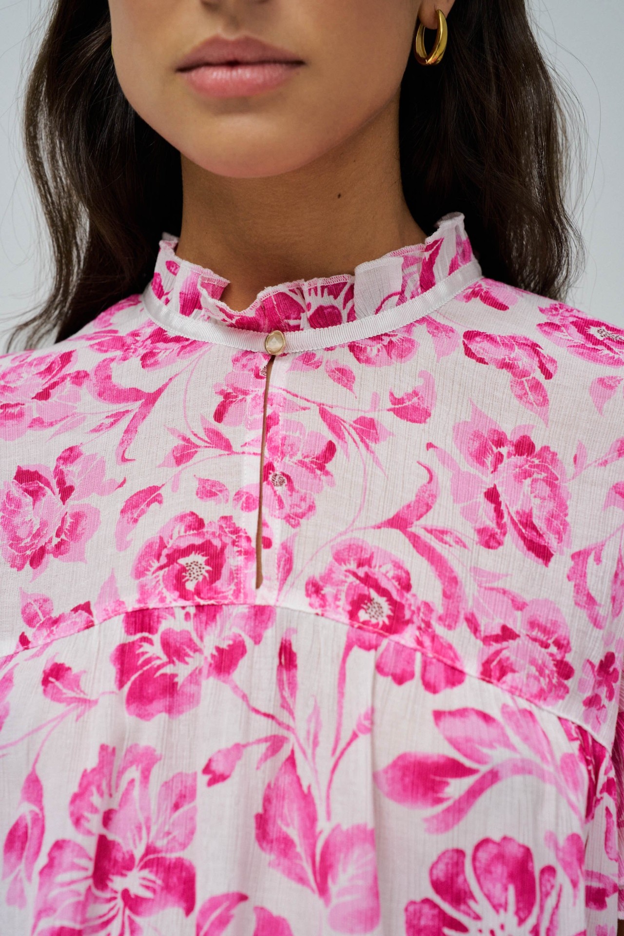 TOP WITH FLORAL PATTERN