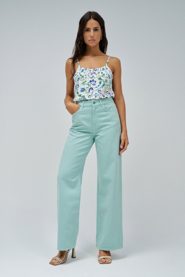 TOPE CON PATRÓN FLORAL