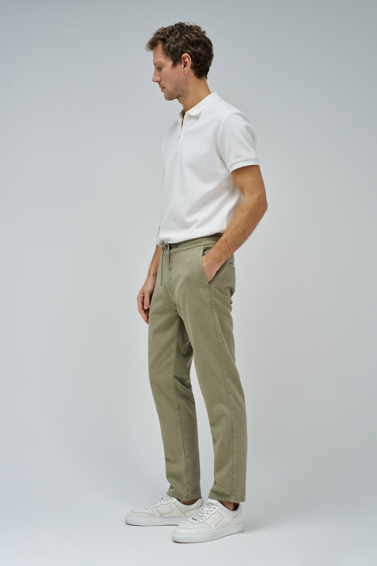 JOGGERS TROUSERS WITH LINEN