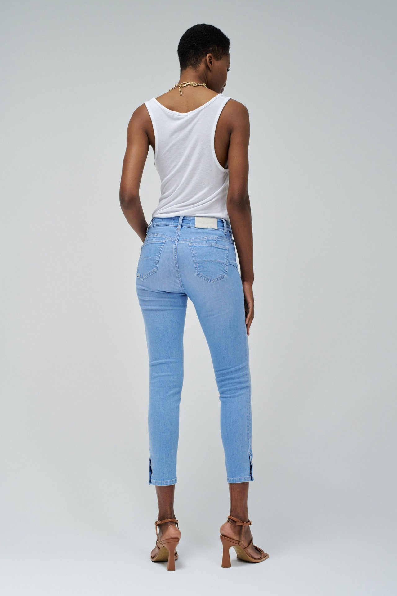 DESTINY PUSH UP CROPPED SKINNY JEANS