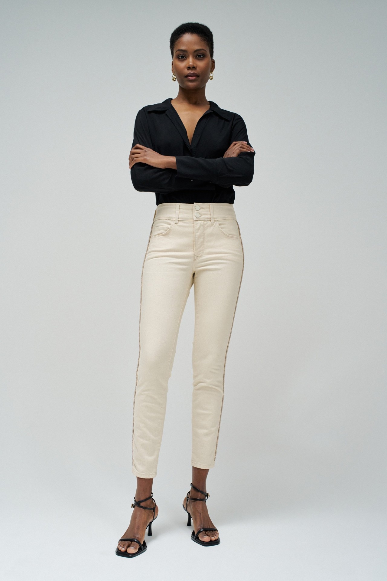 JEANS SECRET PUSH IN CROPPED SKINNY