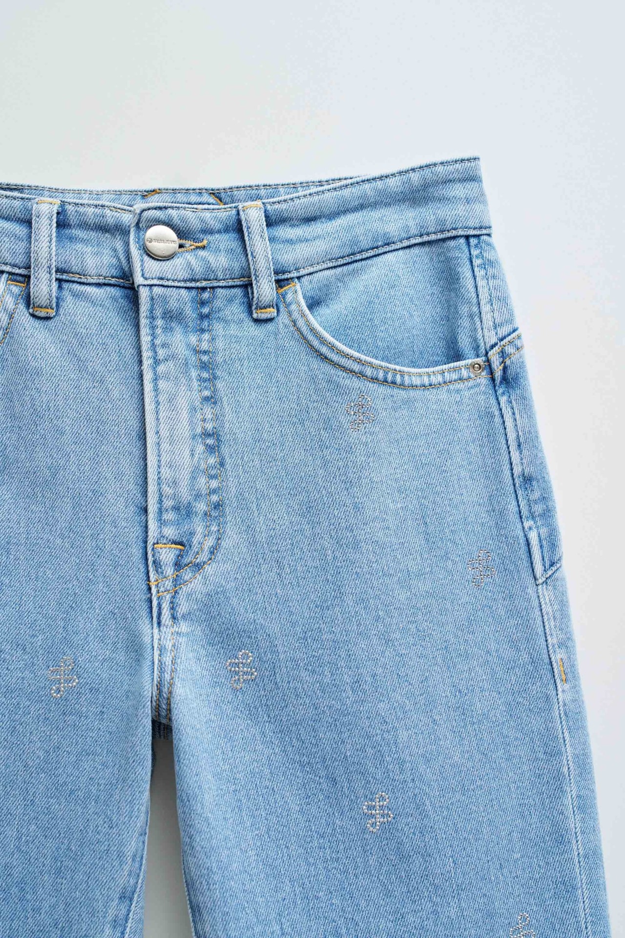 FAITH PUSH IN CROPPED SLIM JEANS