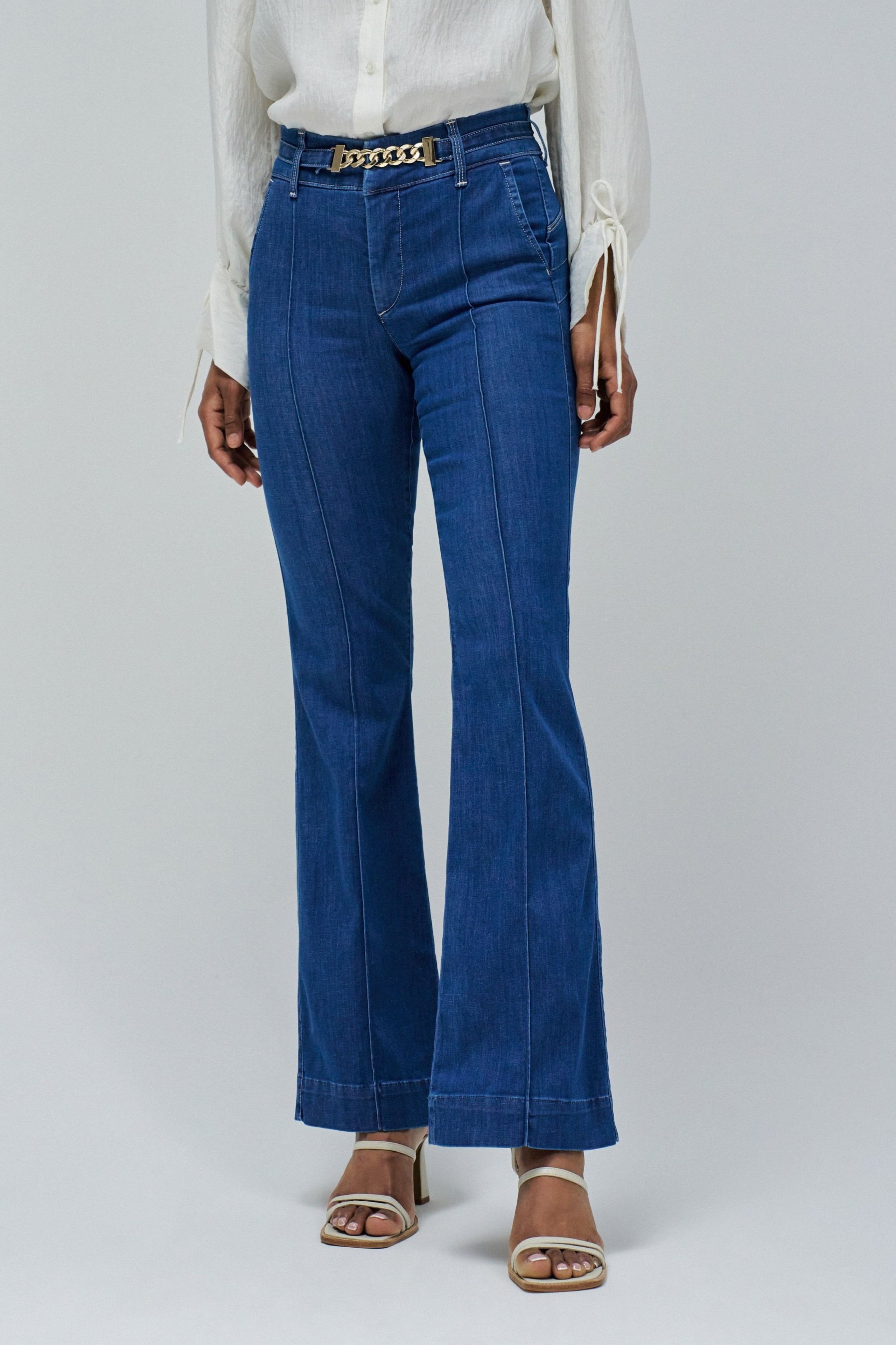 SECRET CHINO PUSH IN FLARE