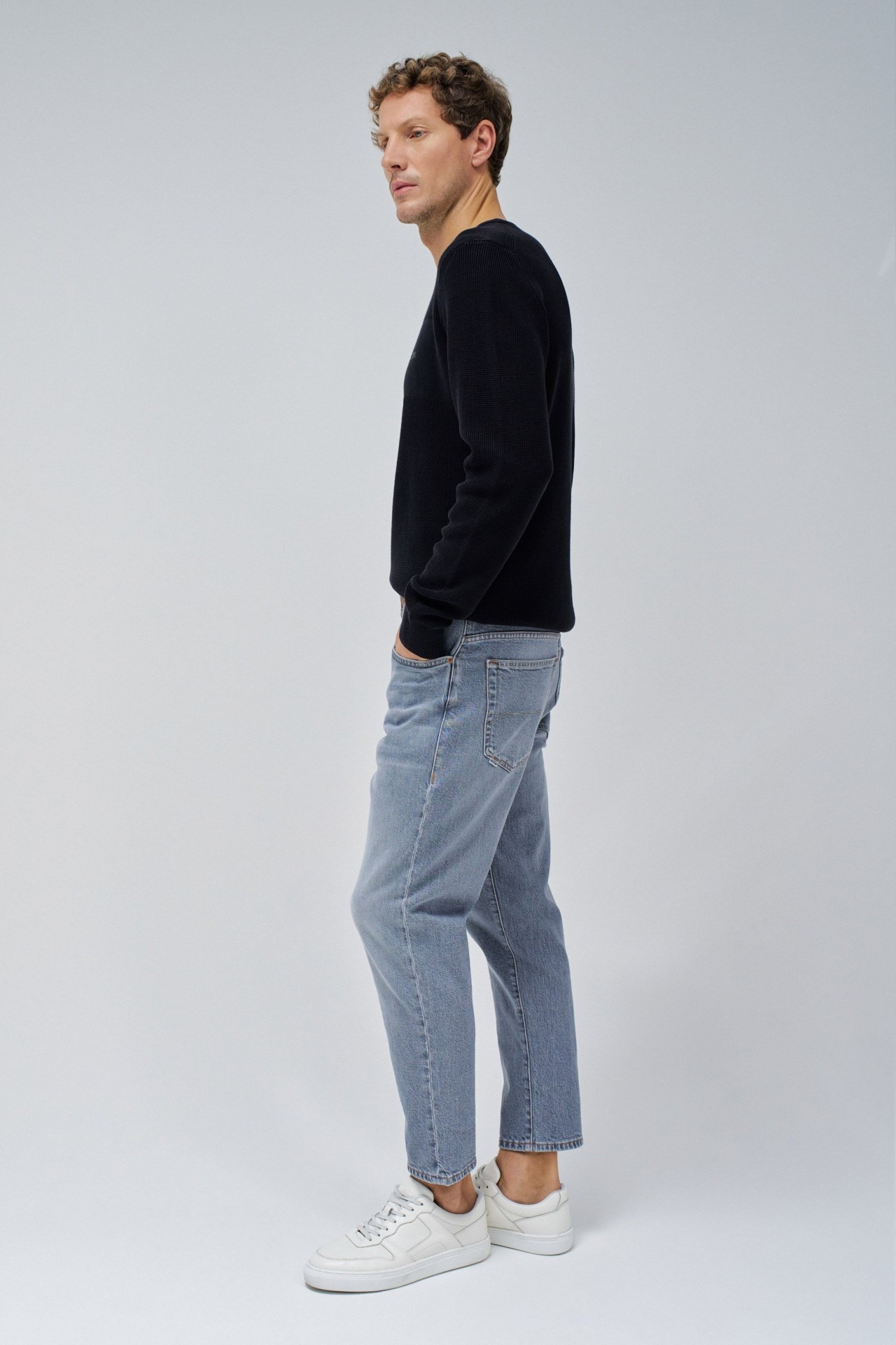 VAQUEROS TAPERED FIT