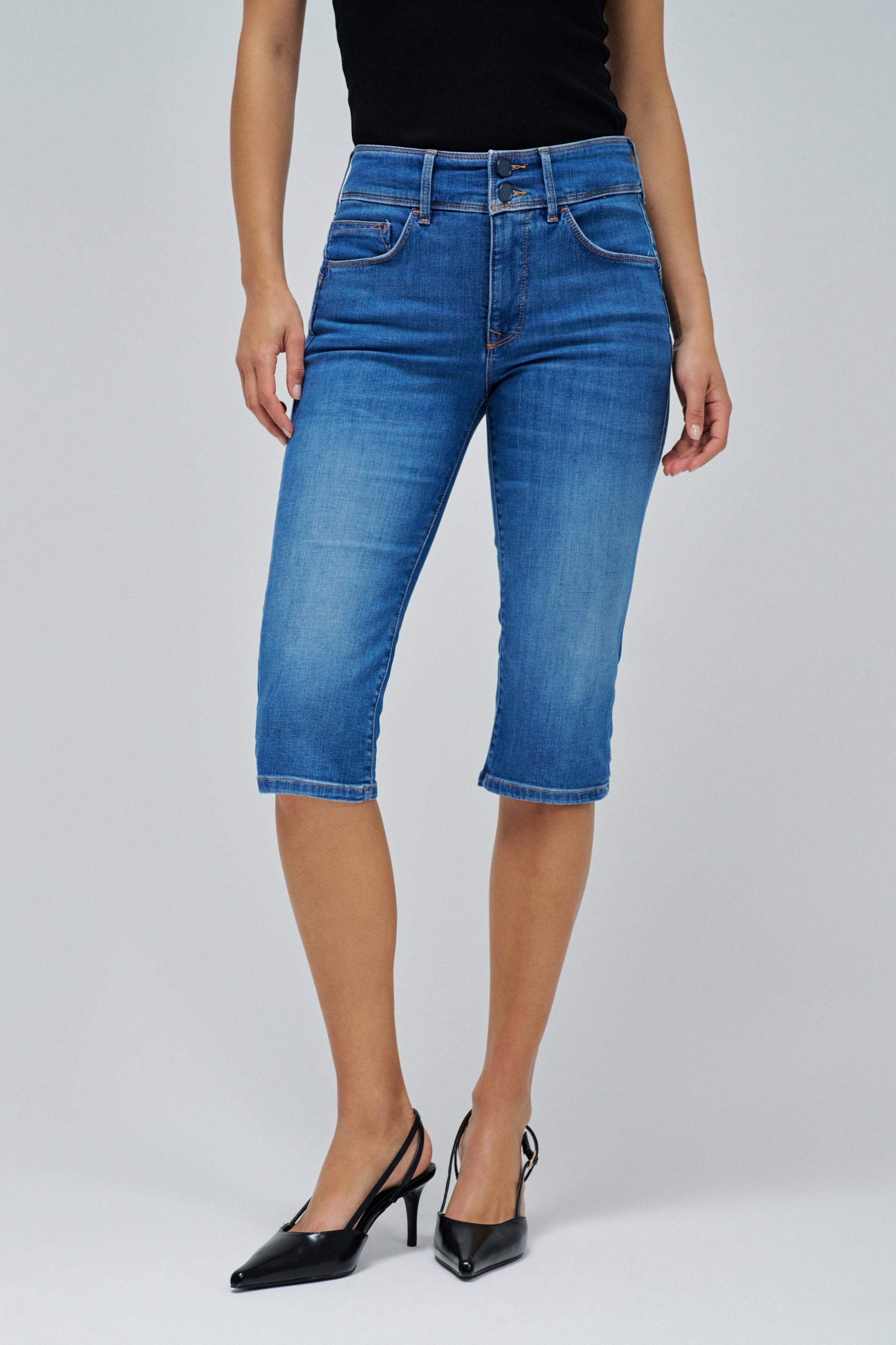 SECRET PUSH IN BERMUDA