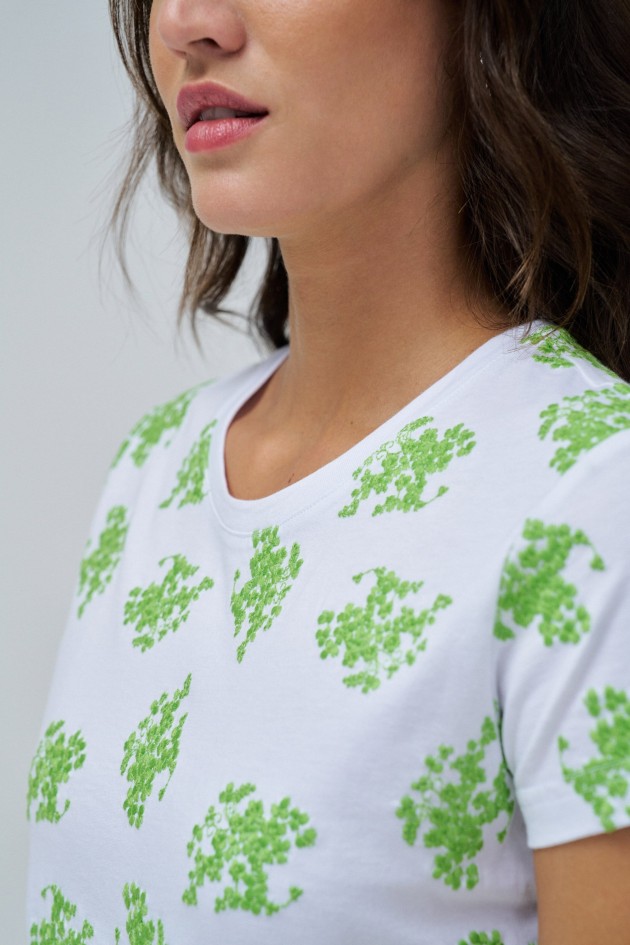 T-SHIRT WITH EMBROIDERY