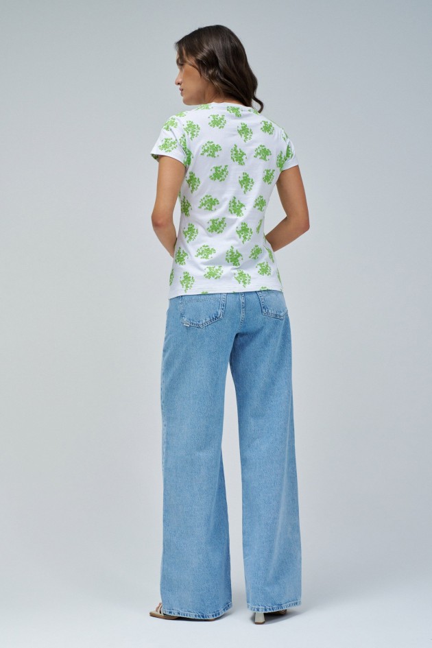 T-SHIRT WITH EMBROIDERY