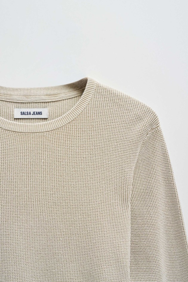 TEXTURED KNIT SWEATER