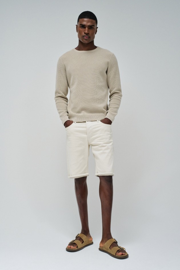 TEXTURED KNIT SWEATER