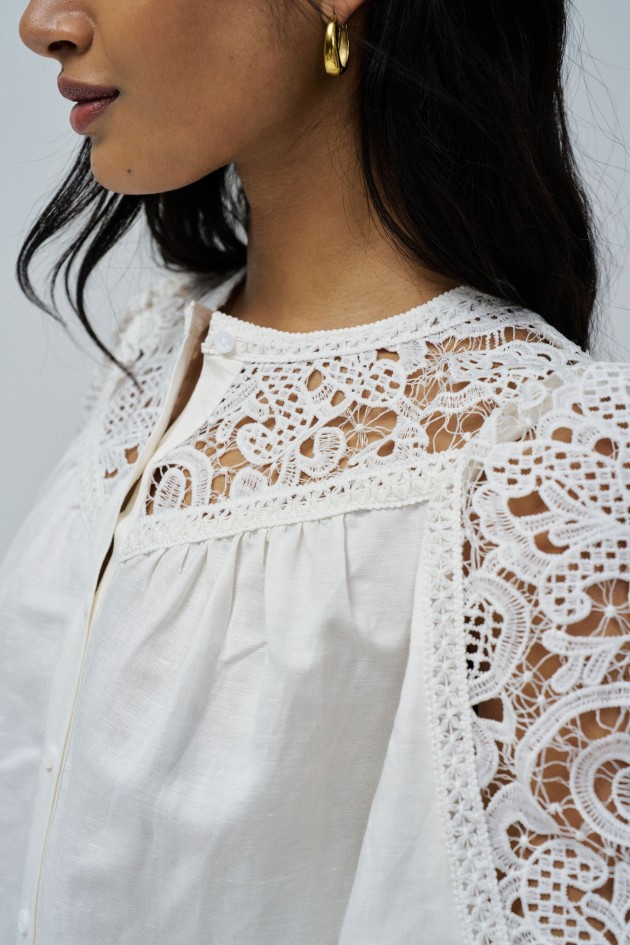 CAMISA DE LINO CON ENCAJE