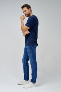 T-SHIRT COM BRANDING