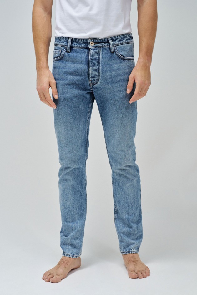 BIODEGRADABLE REGULAR JEANS