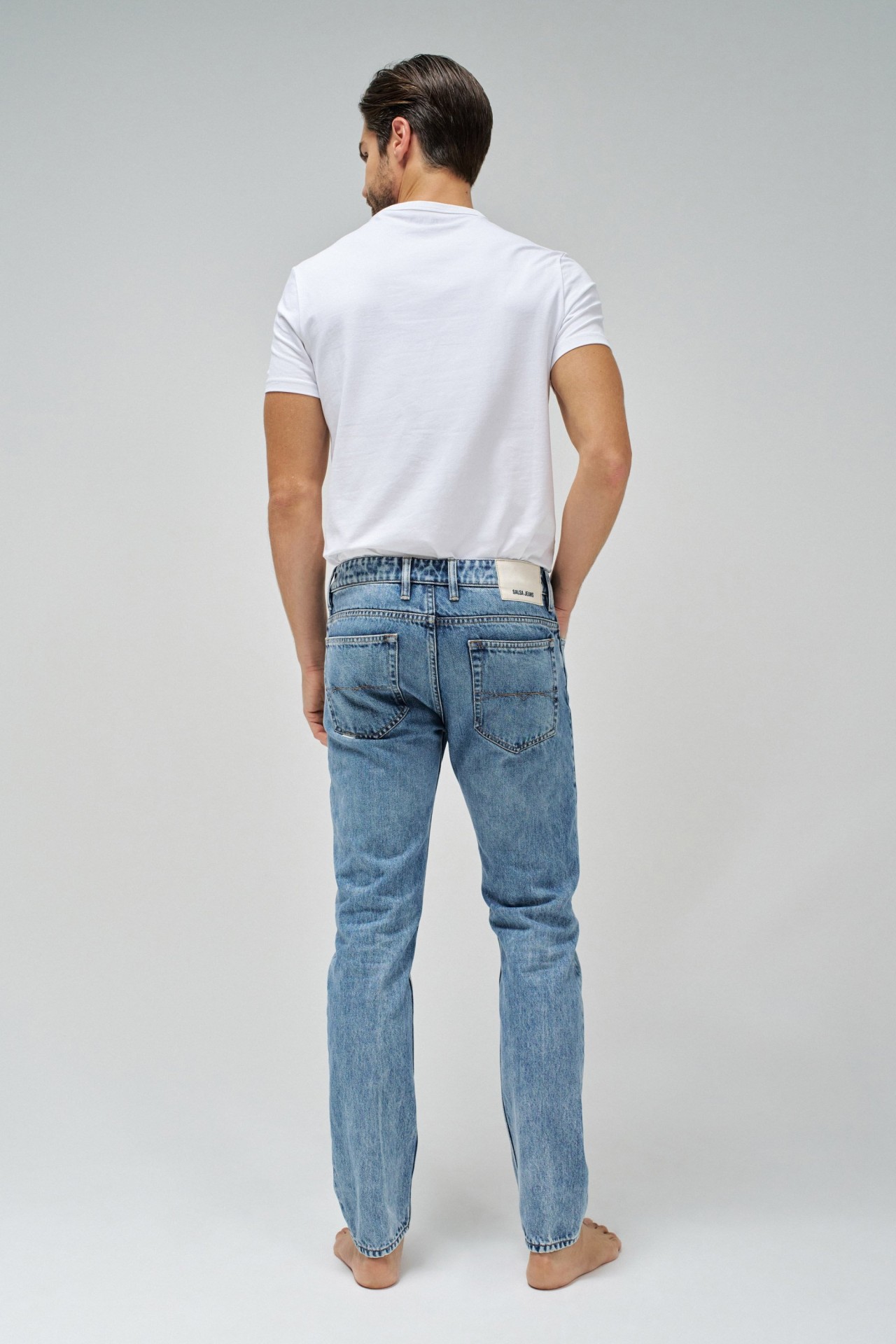 BIODEGRADABLE REGULAR JEANS