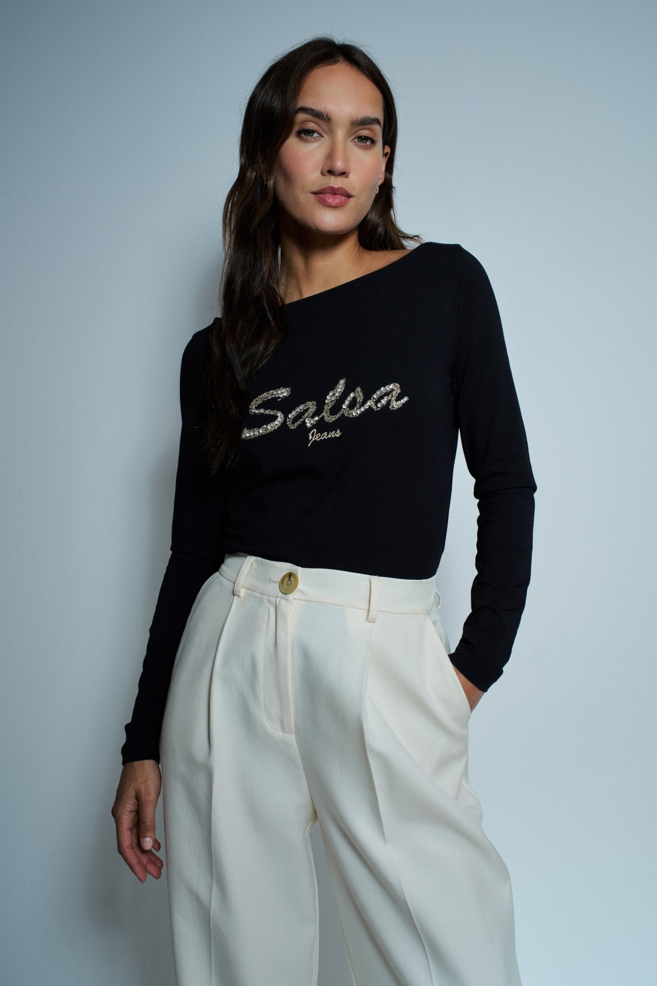 PULLOVER MIT BRANDING