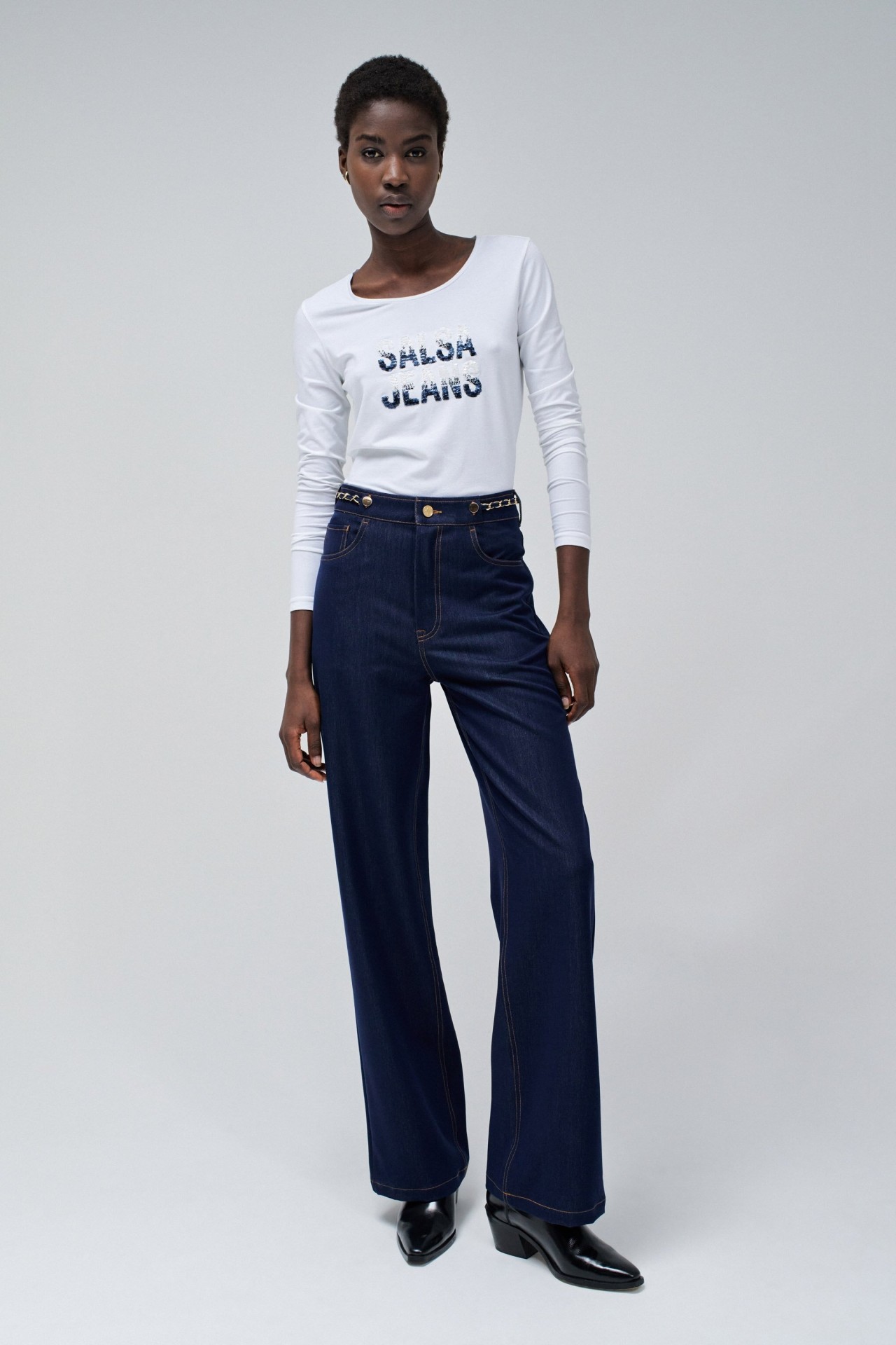 CAMISOLA COM BRANDING