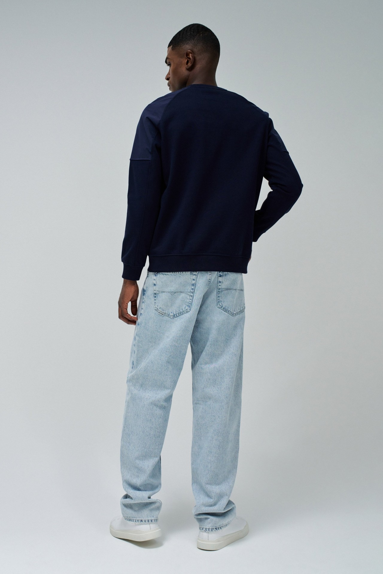 SWEATSHIRT WITH MIXED MATERIALS